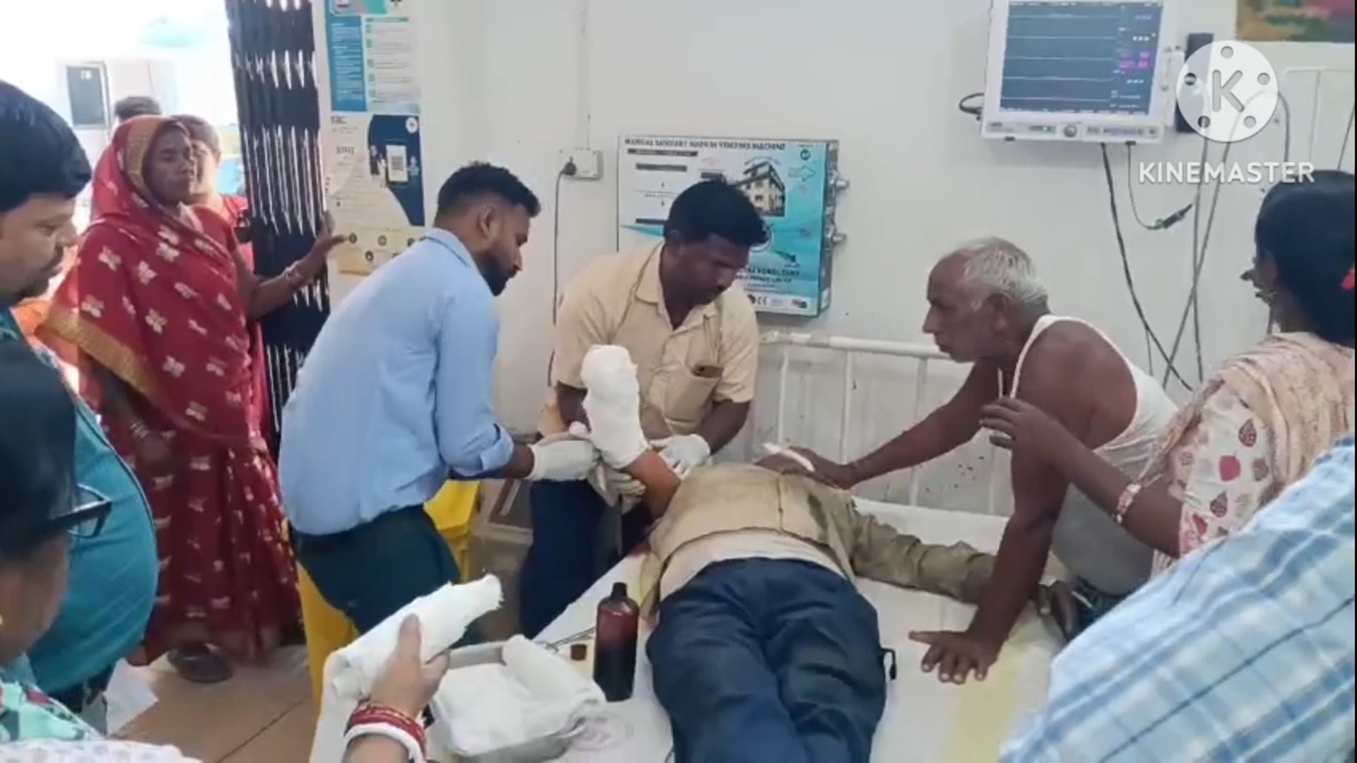 कुट्टी मशीन में फंसा हाथ,59 वर्षीय व्यक्ति गंभीर रूप से घायल।भागलपुर रेफर।