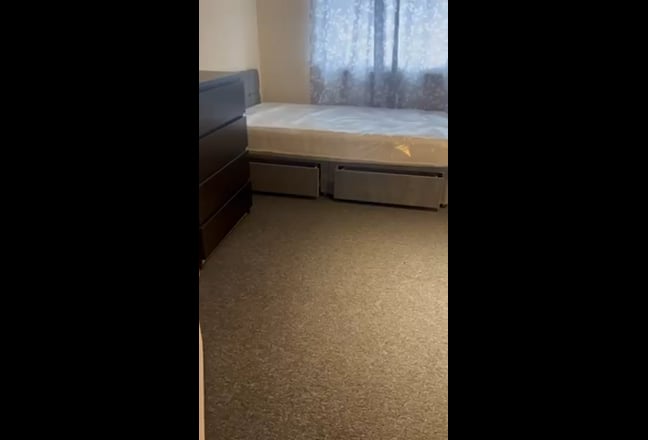 Double Room available  Main Photo