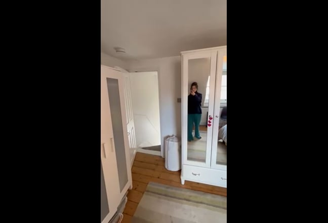 Furnished Room Available in West Hampstead Main Photo