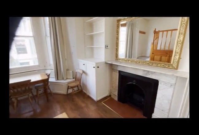 Large Studio First Floor West Ken (Self Contained) Main Photo