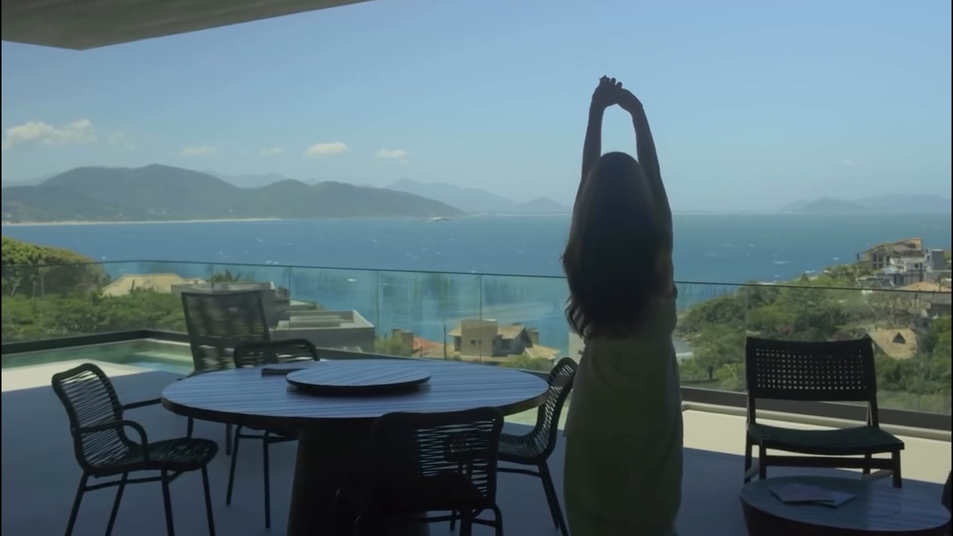 Comercial para Morada da Vigia em Garopaba (com apresentação)