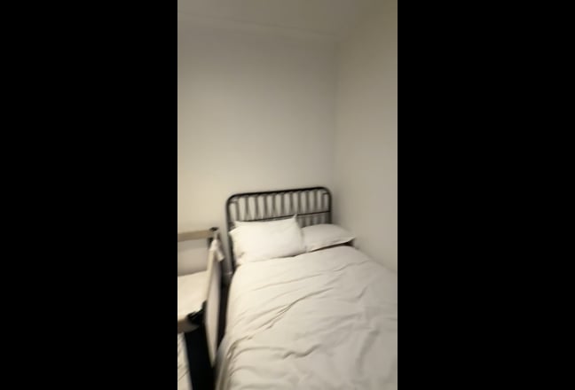 Fab 1 bed ground floor flat in Streatham Hill Main Photo