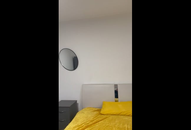 Bright and airy rooms in Hendon  Main Photo