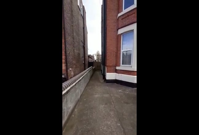 West Bridgford Seeks Single Professional, Main Photo