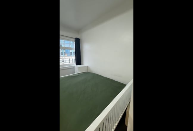 Inclusive Fully Furnished En-Suite Available 15/04 Main Photo