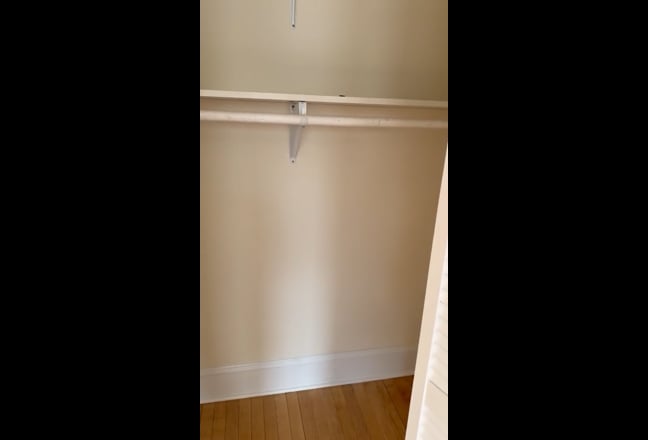 $800 Room in 2BR – Edgewater/Rogers Park – May 1 Main Photo