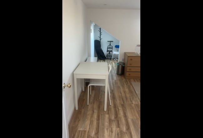 Live in family makes a clean, safe and calm place. Main Photo