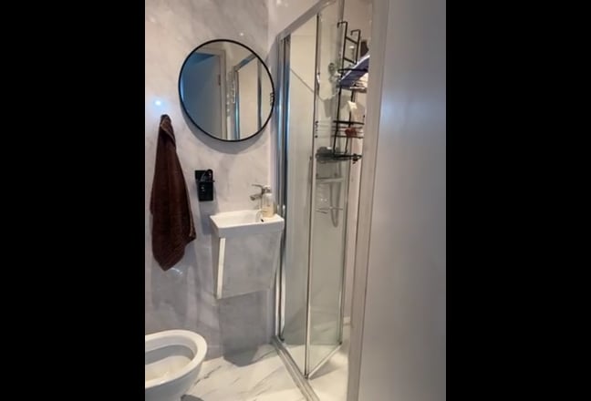 Girls only  double room   In harrow  Main Photo