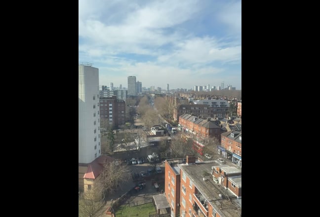 Beautiful cozy room 5min walk to Battersea Park 🌳 Main Photo