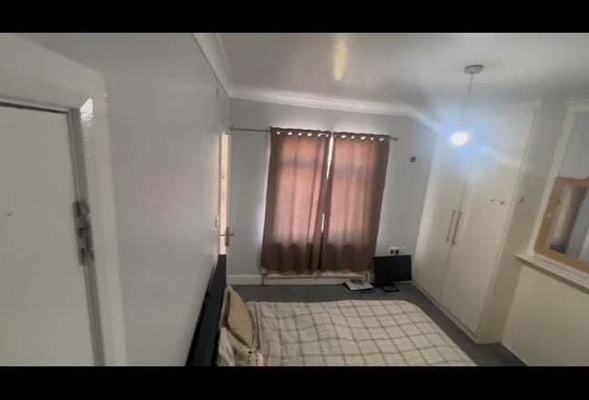 Double Room to let  Main Photo