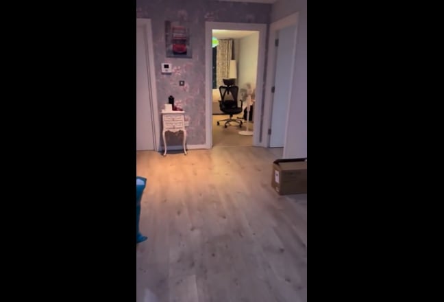 Spacious Double room on 23rd Floor for sublet Main Photo