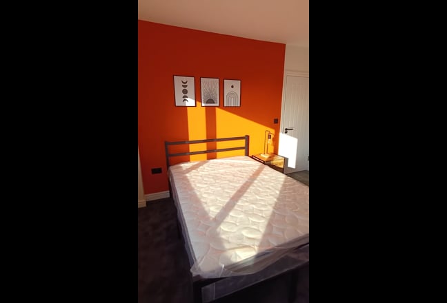  En suite Double Room | NG17 | Stoneyford Rd Main Photo