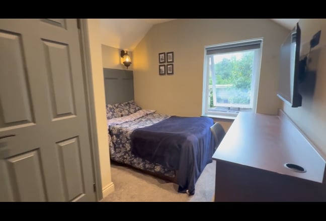 Hi-End En-suite - City & Hospitals - Reduction!! Main Photo