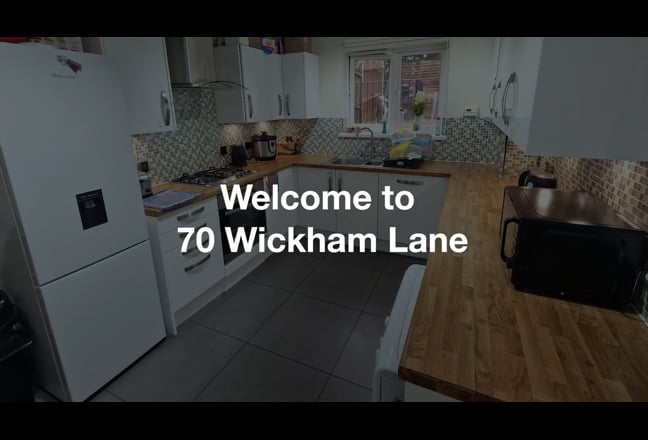 Clean rooms available - Plumstead corner Main Photo