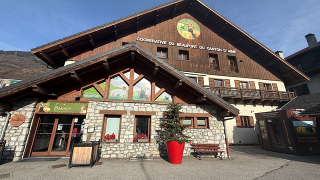 Les coulisses de la coopérative laitière