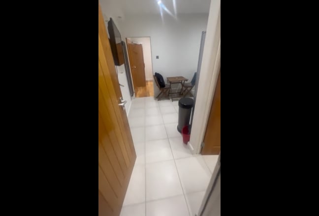 One Bed Flat to Let N17 Bruce Grove/Seven Sisters Main Photo