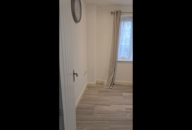 Double Room to let Main Photo