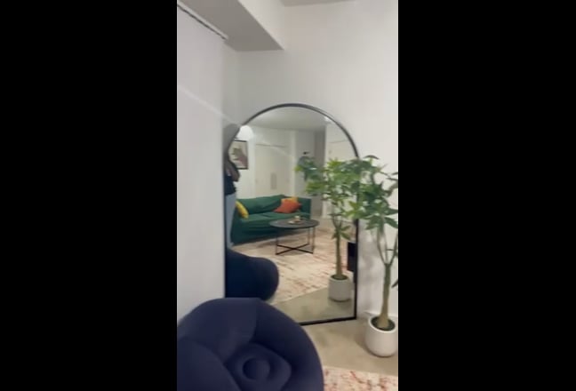 Beautiful one bedroom en-suite in a 2 bedroom flat Main Photo