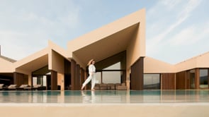 Clos de la Vila by Alfonso Calza