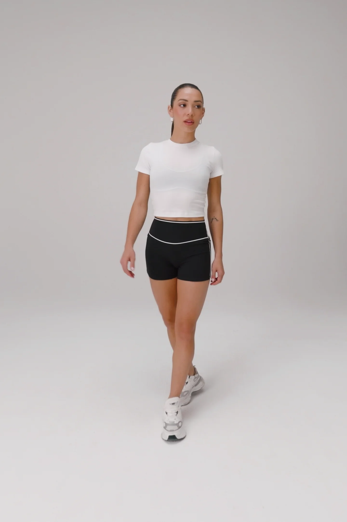 Classic Cotton Cropped Baby Tee - Fabletics