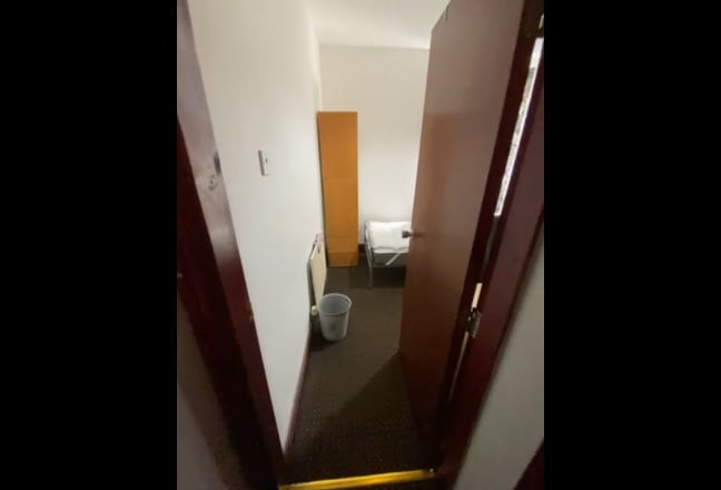 Cosy Home by New Cross Hospital Main Photo