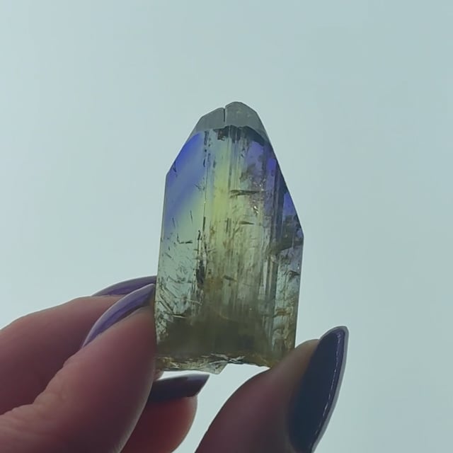 Zoisite var. Tanzanite (bi-colored) - SM25-229 - Merelani Hills