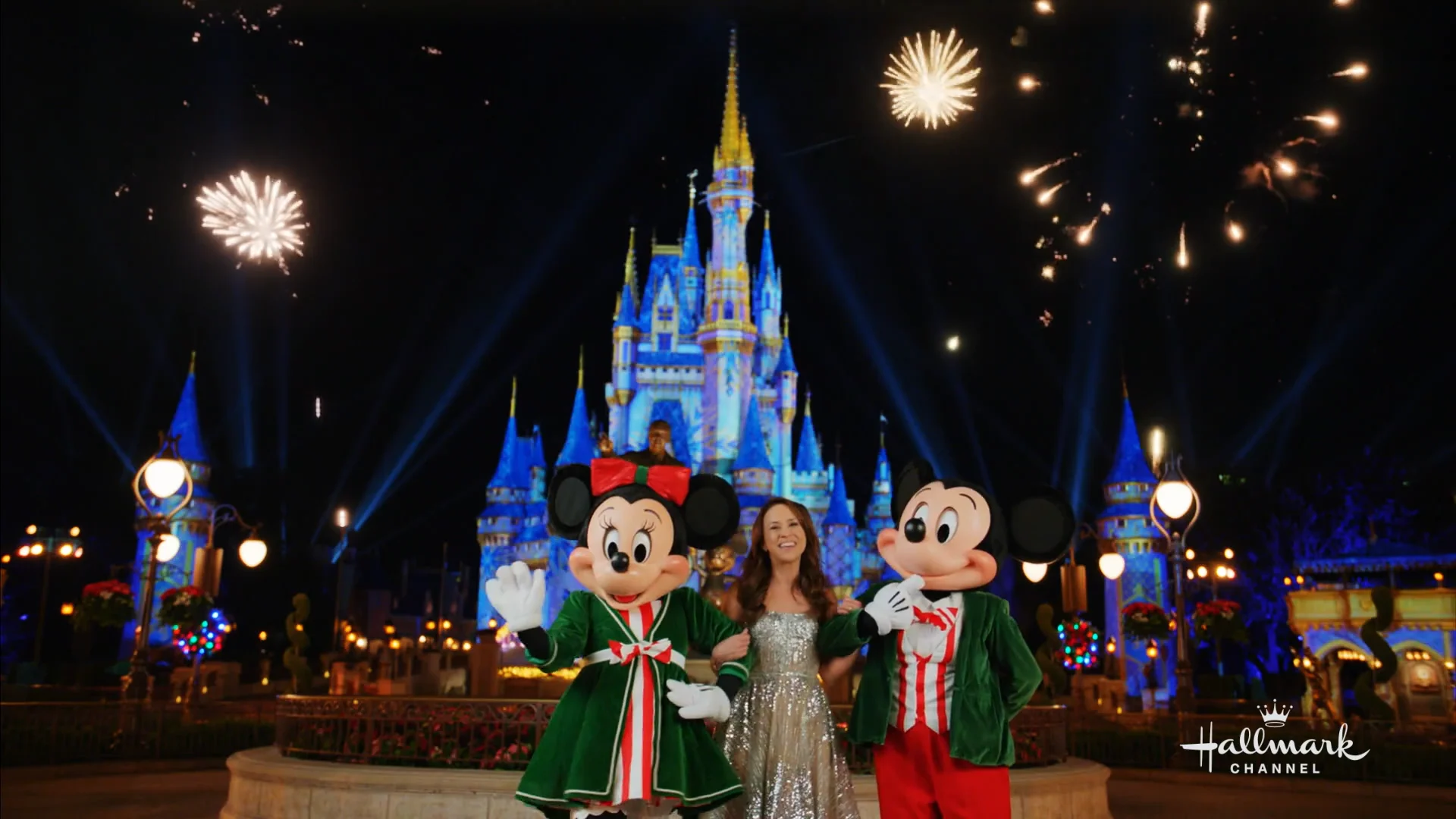 J-77 ウォルトディズニーキャストホリデーセレブレーションギフト2003 Hallmark Channel's Holiday Ever After Gifts & Ornaments | Hallmark