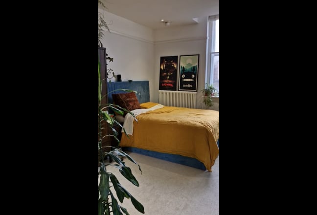 Video 1: Spacious double