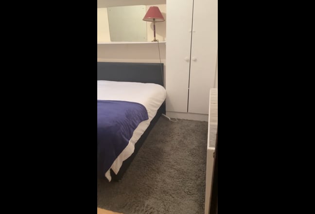 Bright and Spacious double room  with garden   Main Photo