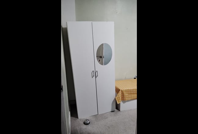 Single Room - Hounslow Main Photo