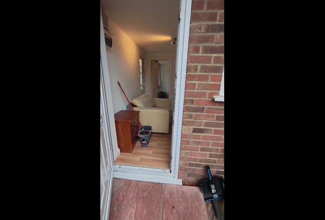 2 bedroom annex flat with jack and Jill toilet  Main Photo