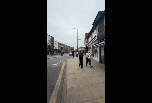 Double bedroom in a share flat  Main Photo