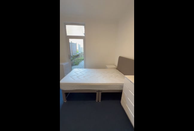 Erdington High Street Bill Inc! Large rooms! Main Photo