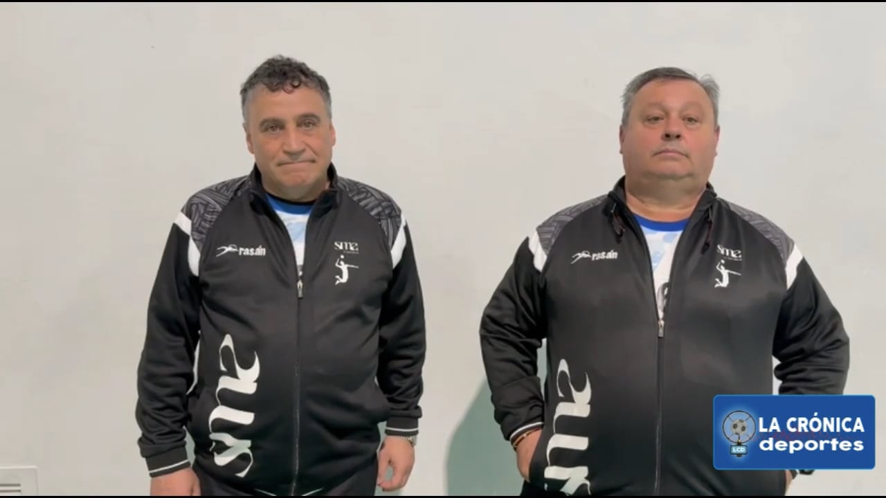 FERNANDO, TOÑO, ANE Y ELENA (Entrenadores Y Jugadoras SMA Barbastro)