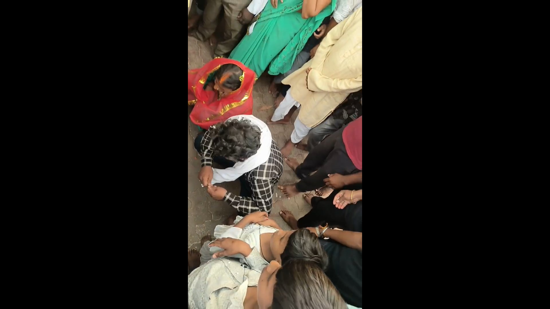 प्रेमी युगल की जर्रा बाबा परिसर में संपन्न हुई शादी