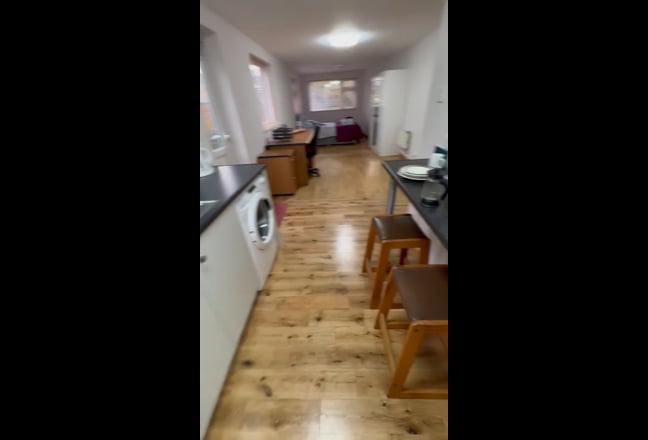 Wonderful studio apartment near to everywhere Main Photo