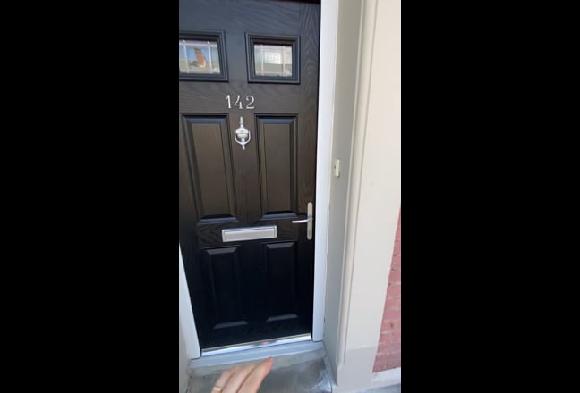 6 Bedrooms All En-Suite ** With Cleaner** Students Main Photo