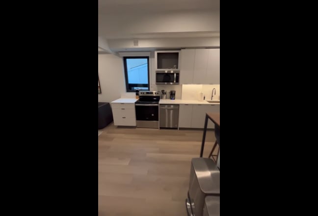 Luxurious Shared Living: Up to 3- Months Free! Main Photo