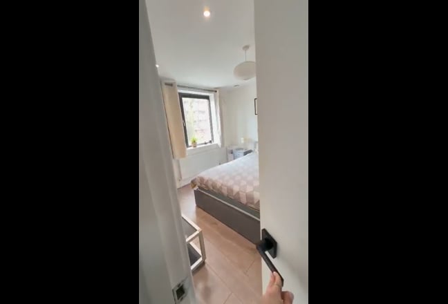 Canada water/Surrey Quay newly refurbished propert Main Photo