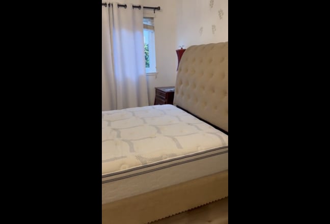 Spacious Master Suite for Rent- bright and clean Main Photo