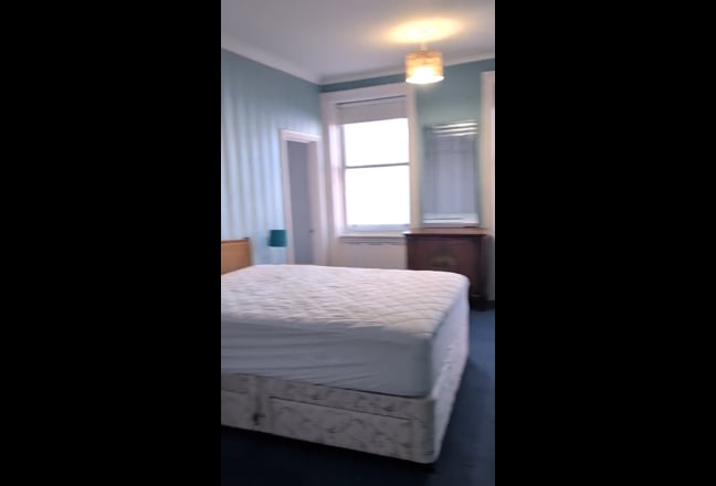 Lovely seaside flat Main Photo