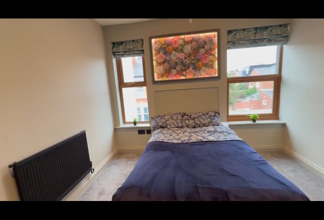 Luxury En-suite - RR & Alstom - Reduction!! Main Photo