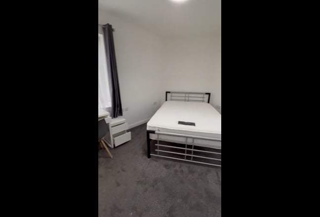 Brand New and Biggest En-Suite Rooms in Watford  Main Photo