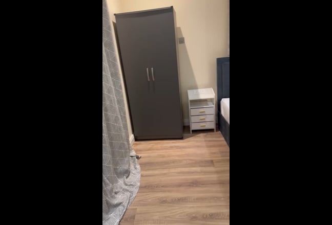 Room in a Shared House,In The Heart Of Town Center Main Photo