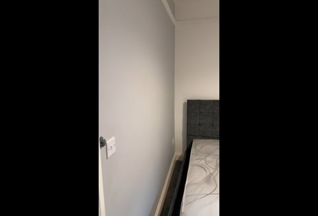 1 double bedroom available on Beckingham Rd Main Photo