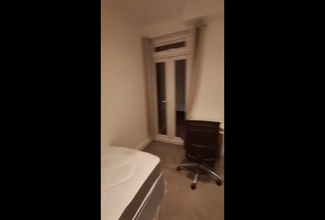 Double room takeover in E7- &pound;725 pcm-available now Main Photo