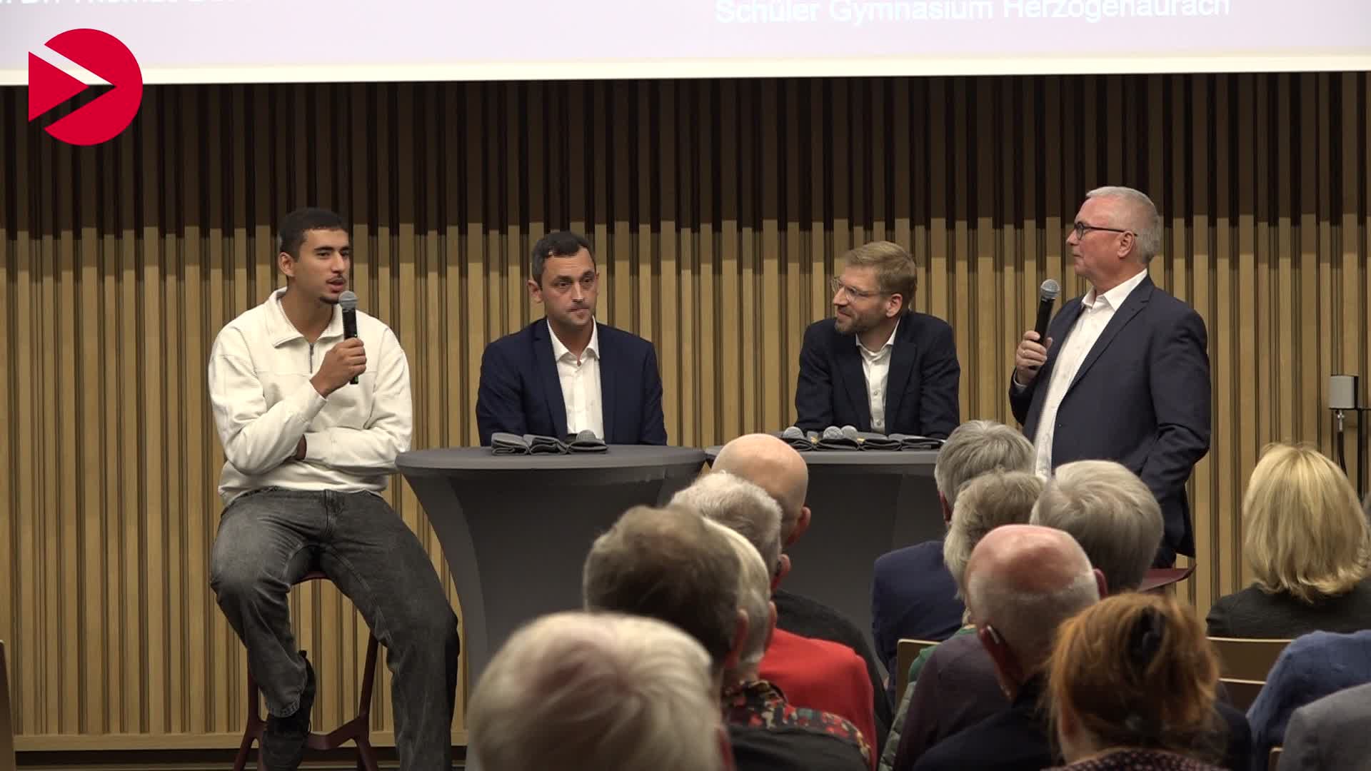 Video Vorschaubild FAU Podiumsdiskussion: Demokratie in der Krise
