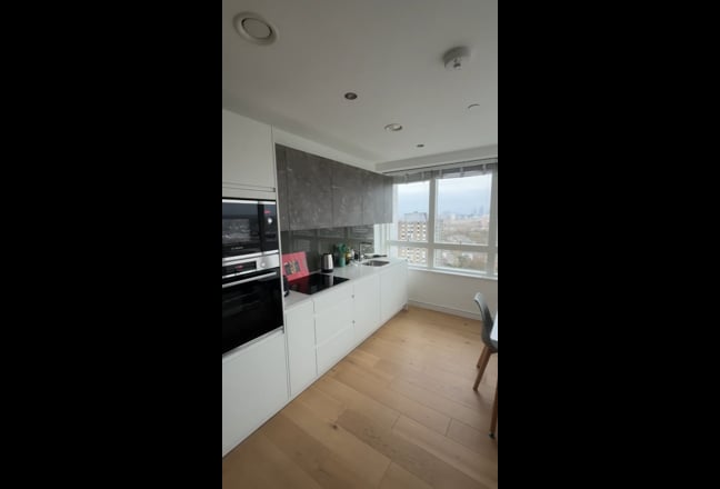 2 Rooms Both w/ Own Bathroom | Clapham Jct 1m Main Photo