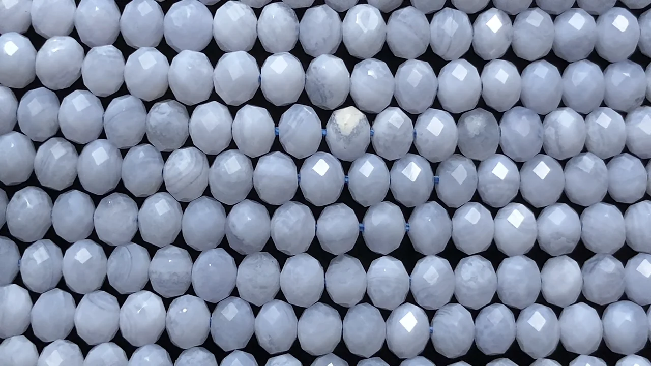ブルーレースアゲート ボタンカット5×5×4mm 半連/1連｜天然石ビーズの
