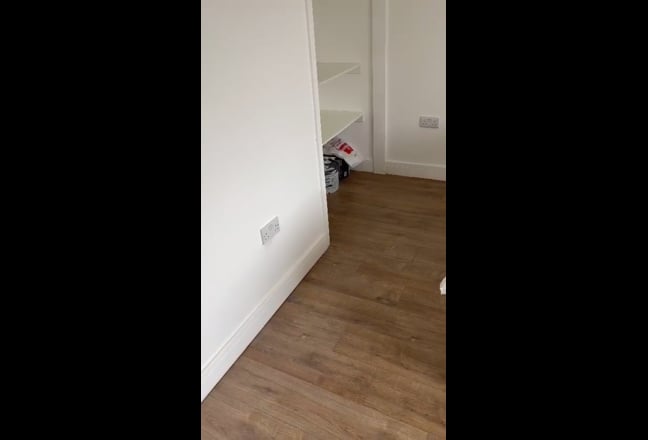 Lovely DOUBLE room @Bracknell 4 professional Main Photo